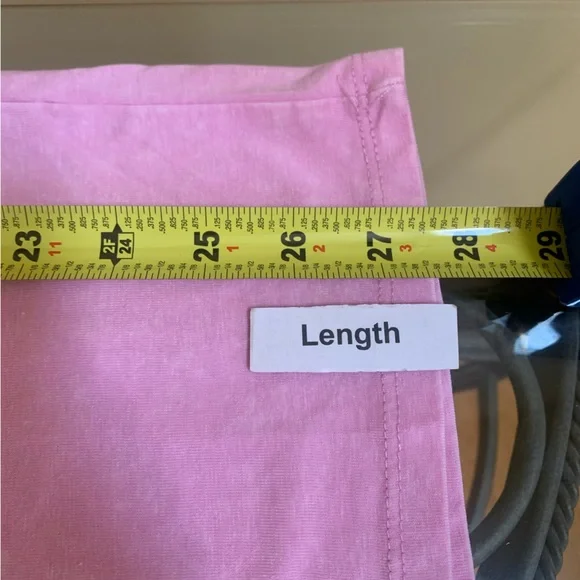 New MTV Women's Large Pink Halloween Skeleton floral tee shirt - Picture 5 of 5